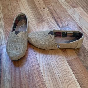 Burlap Toms Shoes